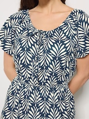 فستان ماكسي بربطة عنق من M&Co - Image 4 of 5