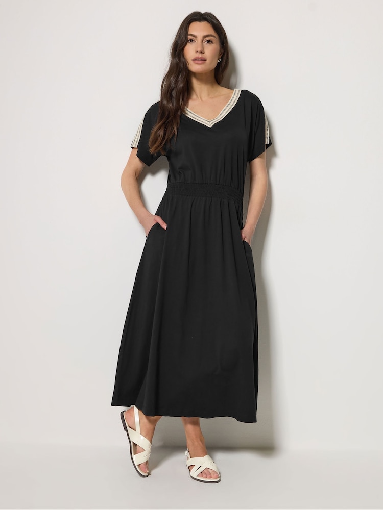 M&Co Black V-Neck Contrast Trim Midi Dress - Image 1 of 5