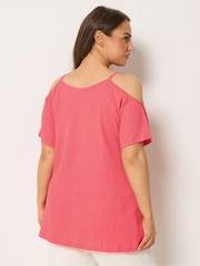 Yours Curve Pink Textured Cold Shoulder Top - Image 3 of 5