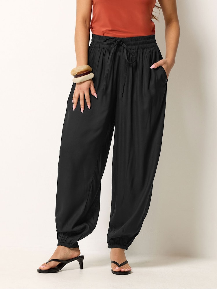 PixieGirl Petite Black Hareem Trousers - Image 2 of 5 PixieGirl Petite Black Hareem Trousers - Image 2 of 5