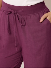 M&Co Purple Petite Linen Blend Cropped Trousers - Image 4 of 5