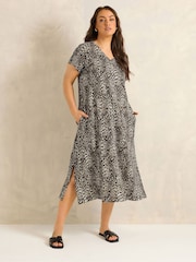 Evans Black Short Sleeve Slub Jersey Dress - Image 1 of 5