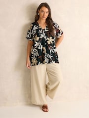 Evans Black Pleated Swing Top - Image 3 of 5