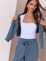 Azul marino - Pantalones de chándal suaves de pernera ancha y corte holgado en mezcla de modal de Lipsy - Imagen 3 de 5