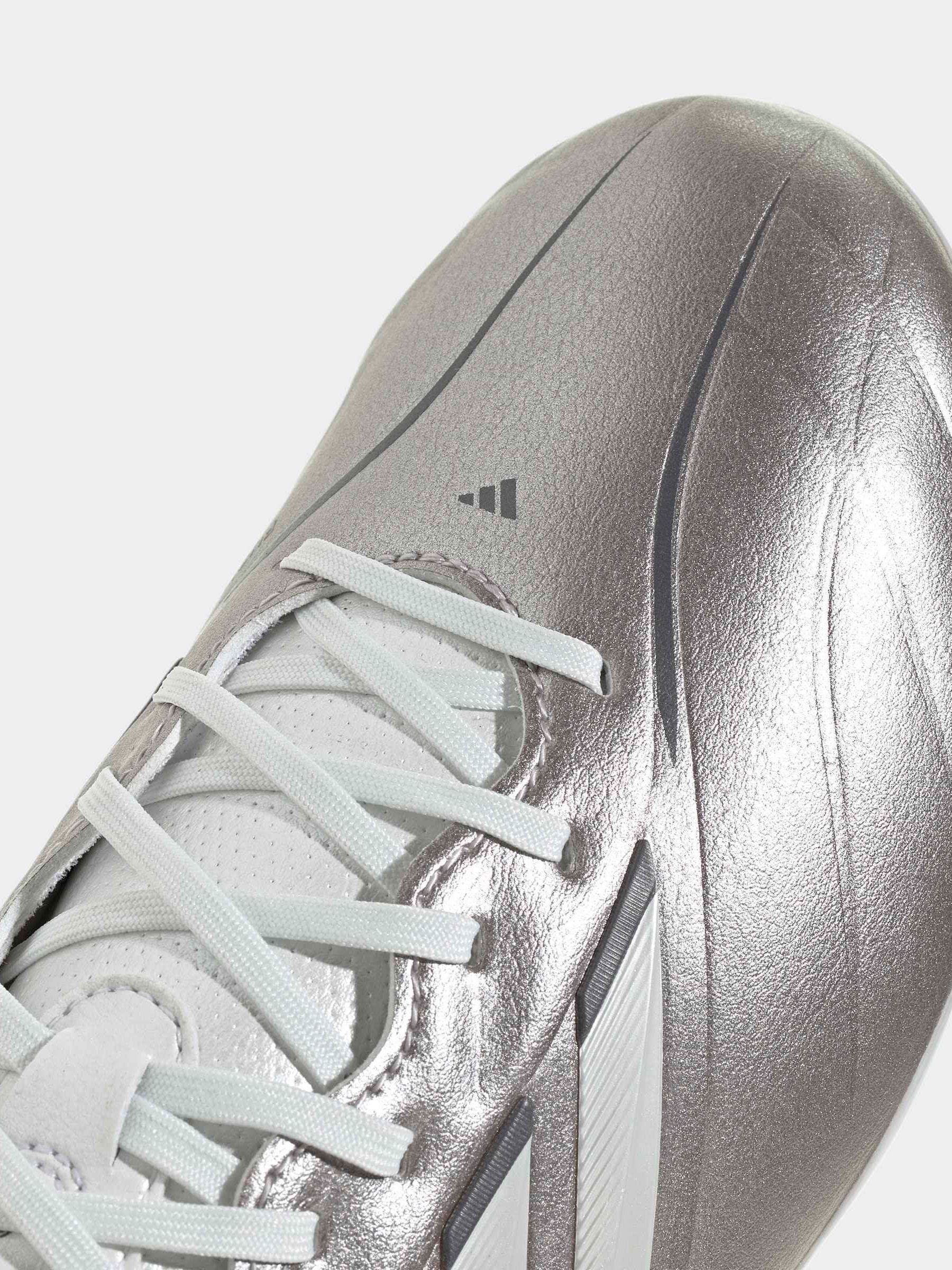 Next：日本 adidas Copa Pure IV League ファームグラウンド サッカー