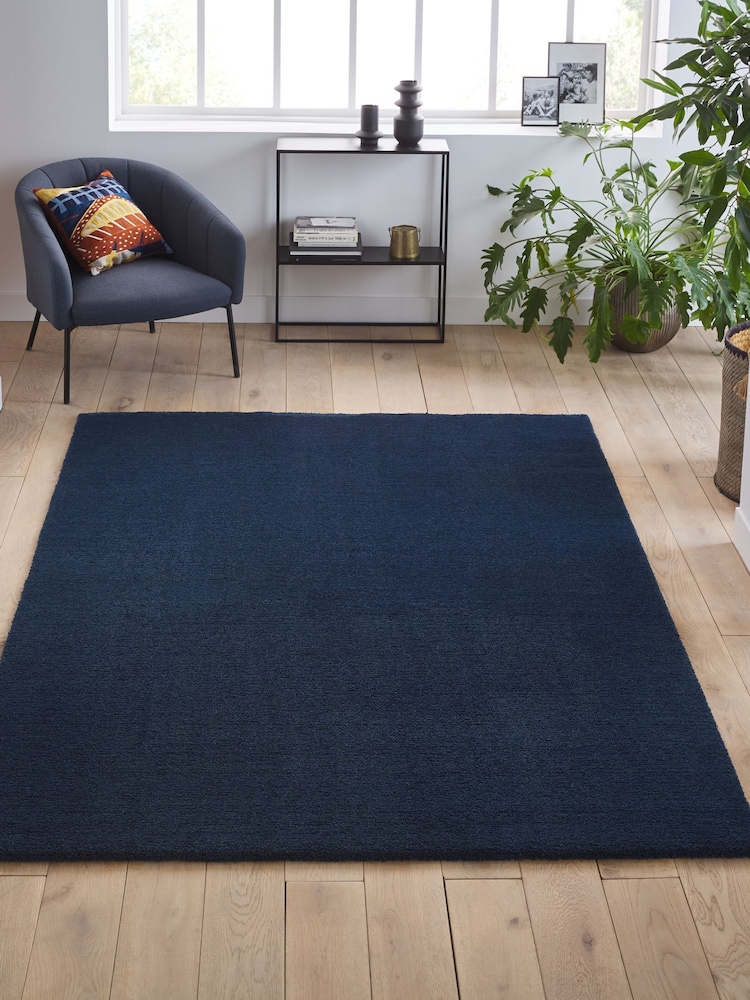 La Redoute Intérieurs Navy Cirillo Soft Microfibre Rug - Image 1 of 4