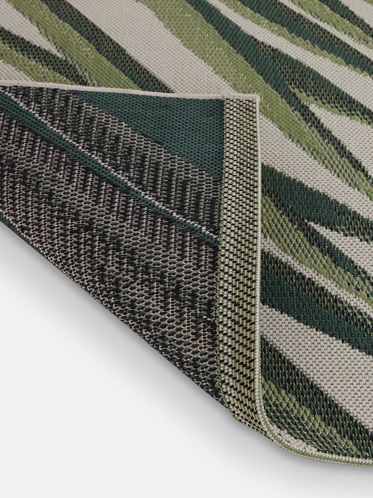 La Redoute Intérieurs Green Armona Rug for Indoors and Outdoors - Image 4 of 4