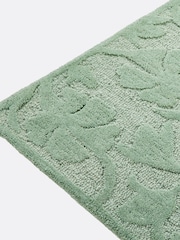 La Redoute Intérieurs Green Eucalyptus Tyma Woolen Rug with A Flower Print - Image 2 of 4