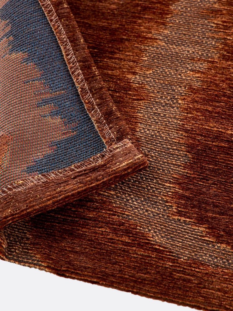 La Redoute Intérieurs Amber Frankie Flat Woven Moiré Effect Rug - Image 5 of 5 La Redoute Intérieurs Amber Frankie Flat Woven Moiré Effect Rug - Image 5 of 5