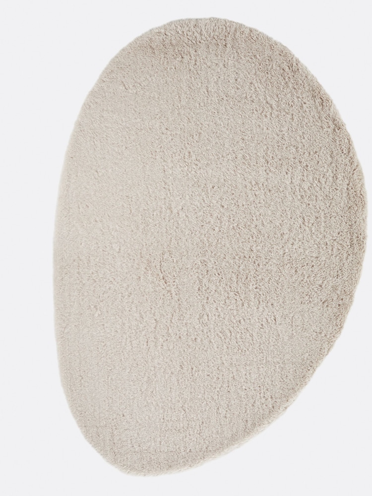 La Redoute Intérieurs Ecru Tedia Extra Soft Organic Shaped Rug - Image 2 of 5 La Redoute Intérieurs Ecru Tedia Extra Soft Organic Shaped Rug - Image 2 of 5
