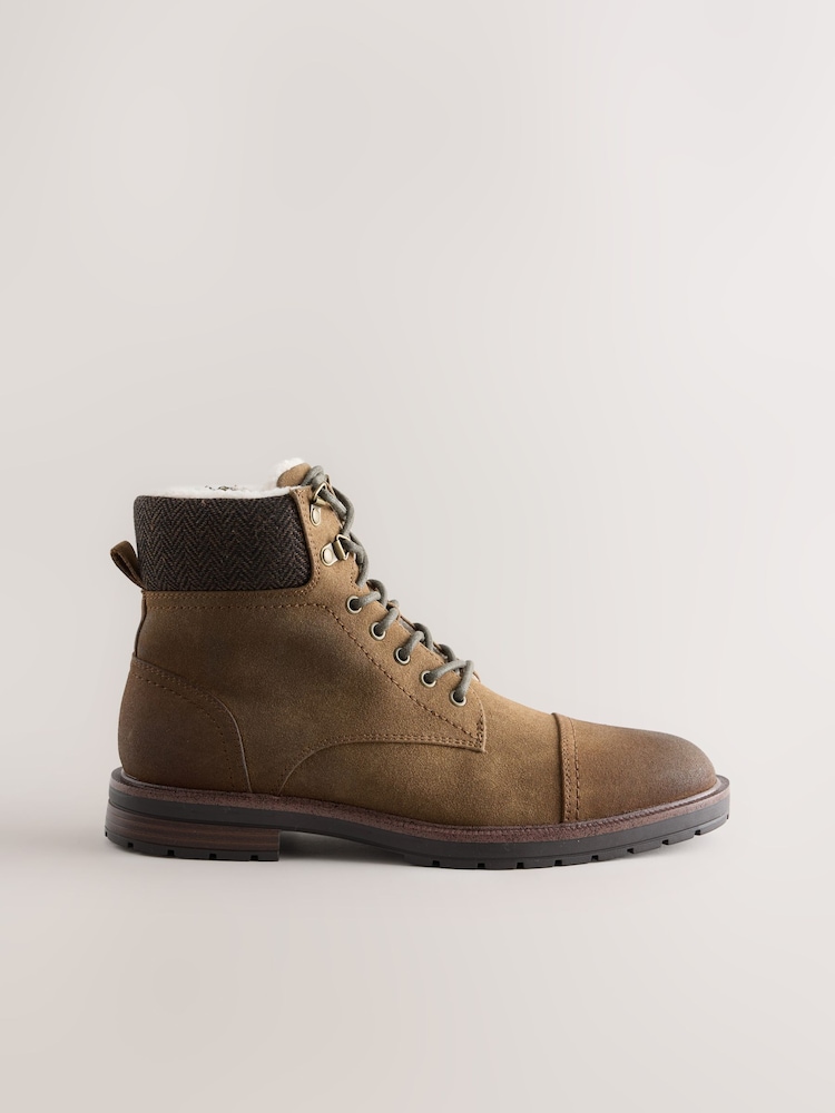 Tan Brown Toecap Boots - Image 2 of 5 Tan Brown Toecap Boots - Image 2 of 5