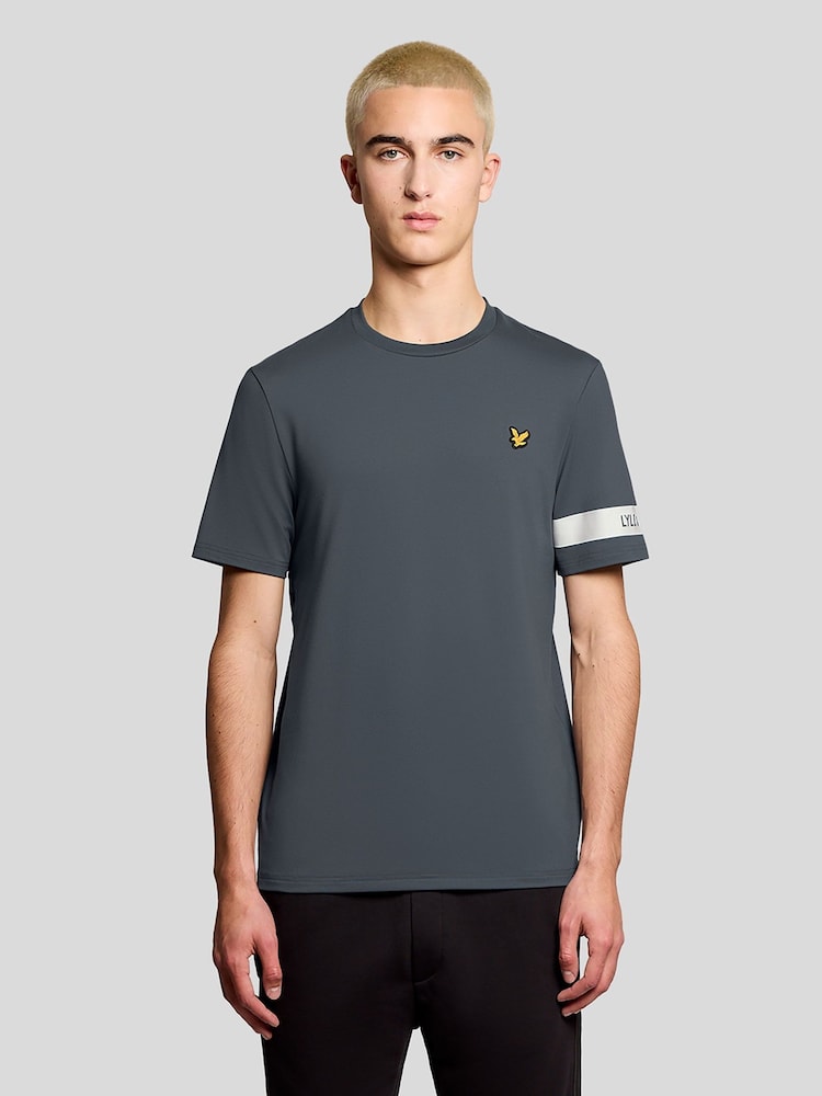 Lyle & Scott Sports Sleeve Branded T-Shirt - 画像 1 / 7