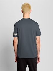 Lyle & Scott Sports Sleeve Branded T-Shirt - 画像 2 / 7