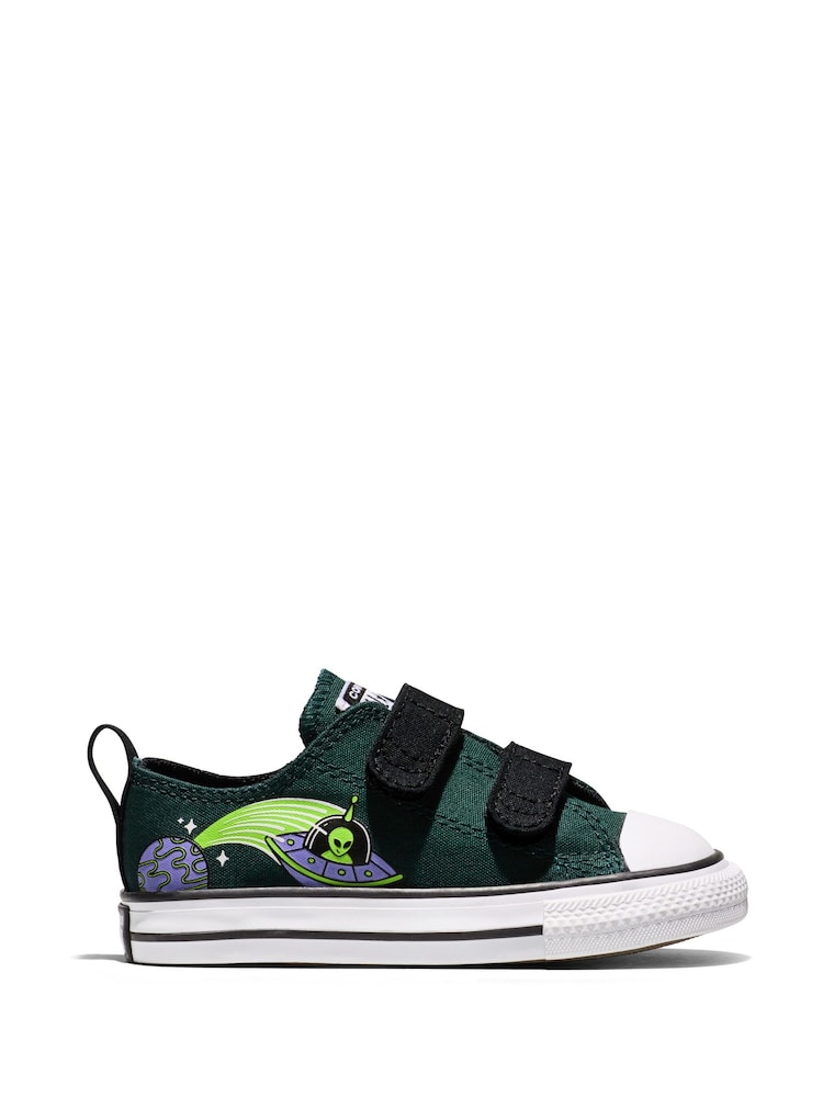 Converse Green Chuck Taylor All Star Alien UFO Low Top Trainers - Image 1 of 6 Converse Green Chuck Taylor All Star Alien UFO Low Top Trainers - Image 1 of 6
