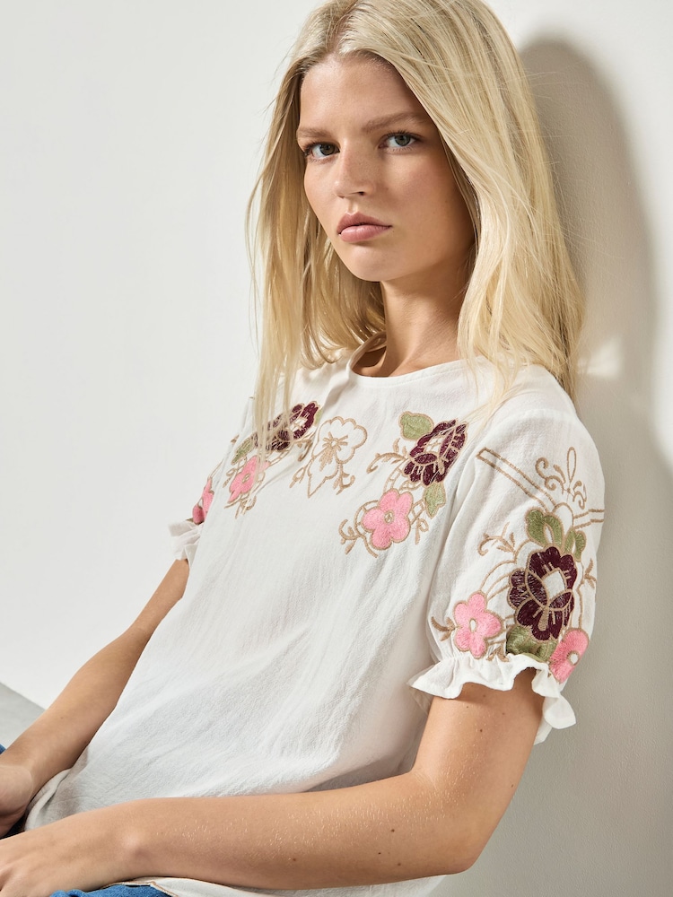 Apricot White Floral Embroidered Ruffle Sleeve Cotton Top - Image 4 of 4