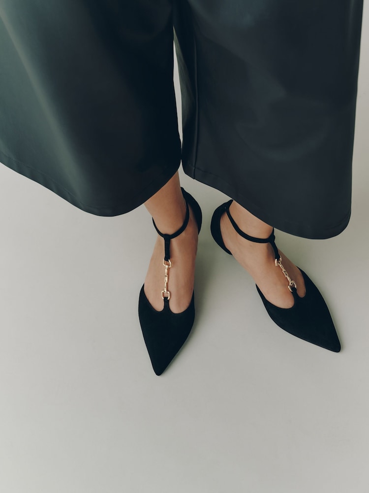 შავი - N. Premium Suede Leather T Bar Heels - სურათი 1 9-დან შავი - N. Premium Suede Leather T Bar Heels - სურათი 1 9-დან