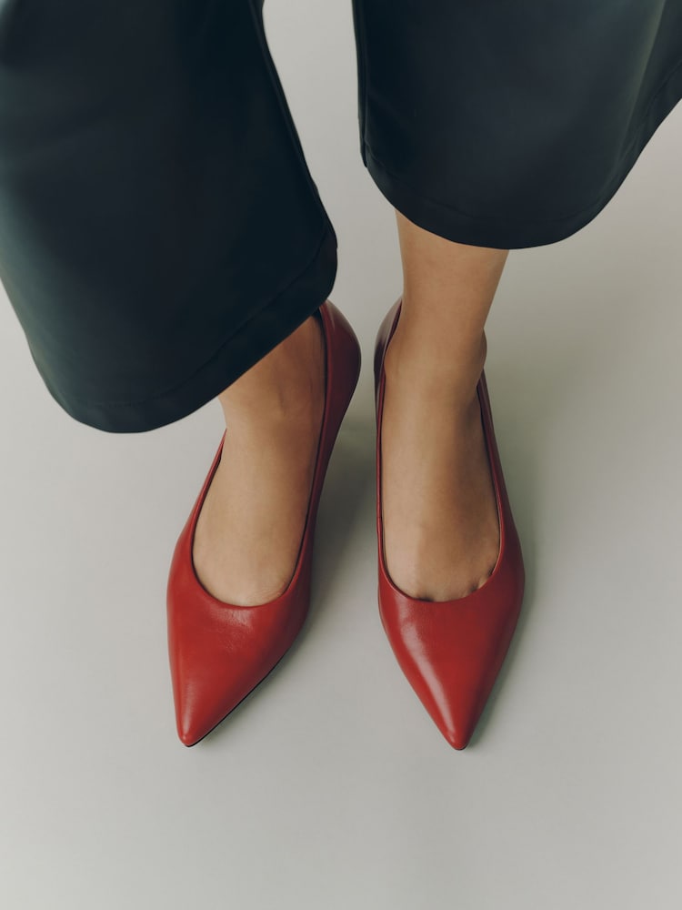 Կարմիր - N. Premium Leather Kitten Heels - Պատկեր 2 9-ից Կարմիր - N. Premium Leather Kitten Heels - Պատկեր 2 9-ից