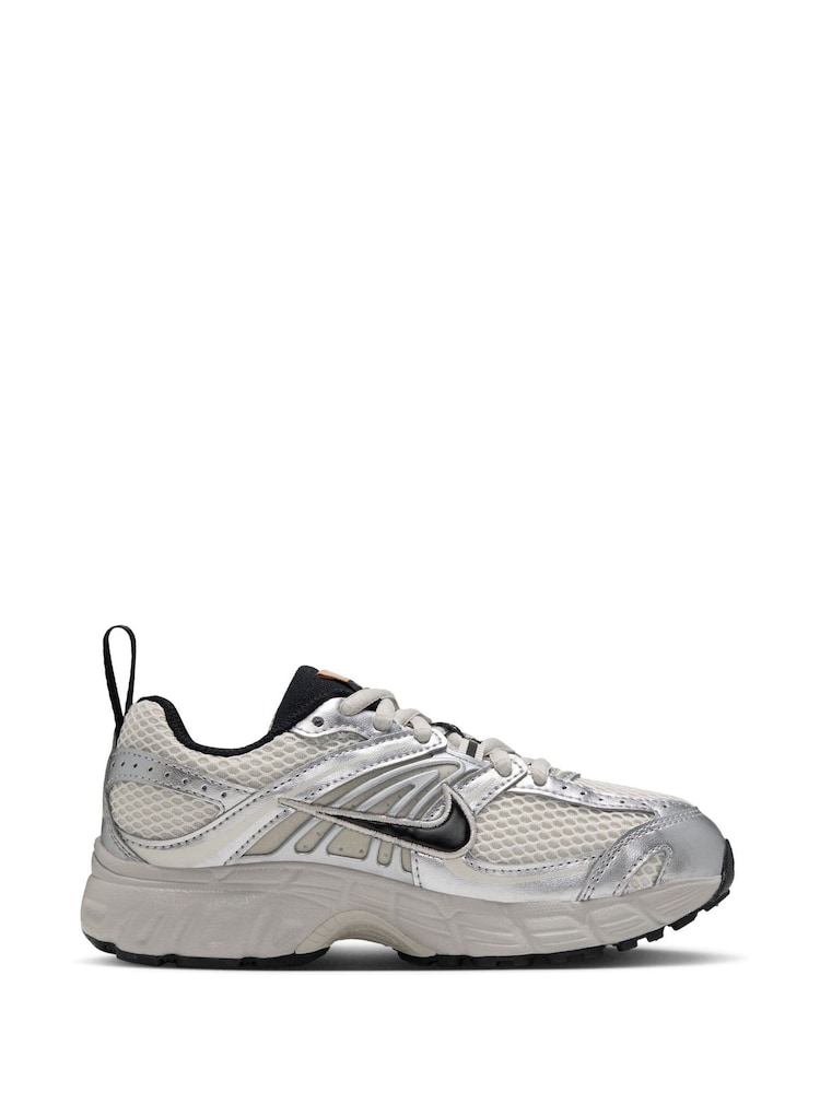 Nike Natural Silver Junior Air Max Moto Trainers - Image 2 of 8 Nike Natural Silver Junior Air Max Moto Trainers - Image 2 of 8
