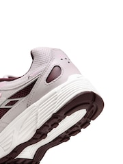 Nike White/Burgundy Pink Youth P-6000 Trainers - Image 6 of 7