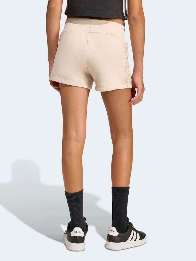 Neutralno - adidas Životinjski print 3 Pruge kratke hlače - Slika 2 od 6
