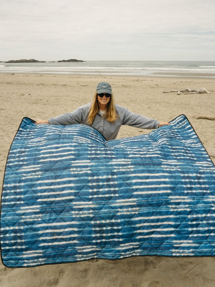 SlowTide Indigo Koko Packable Picnic Blanket - Image 2 of 4