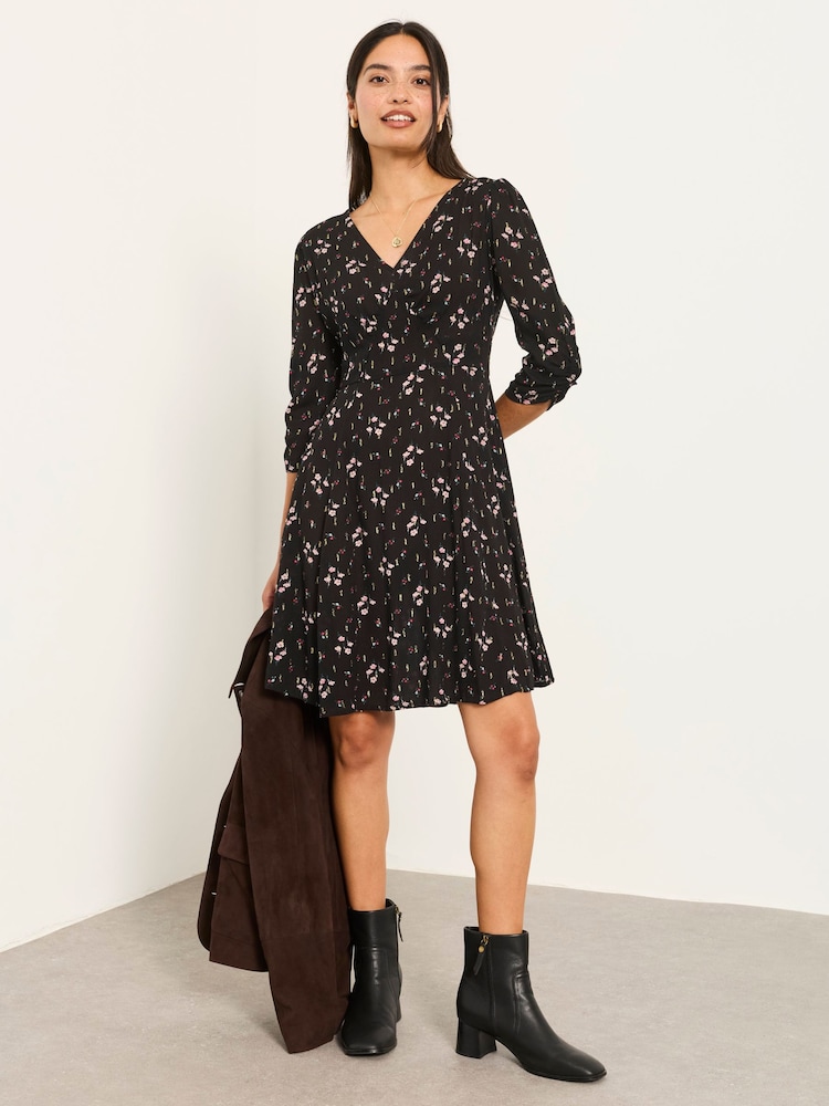 roses Noir - Robe Point FATFACE - Image 1 de 6 roses Noir - Robe Point FATFACE - Image 1 de 6