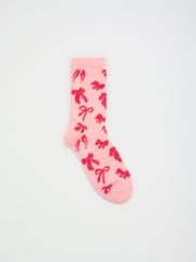 Love & Roses Red and Pink Bow Cosy Soft Eyelash Slipper Socks 2 Pack - Image 2 of 4