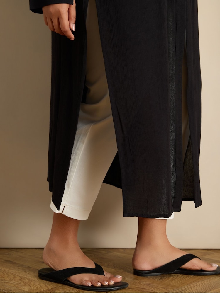 Live Unlimited Black Petite Split Front Crinkle Tunic - Image 5 of 5