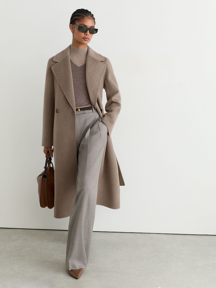 Reiss Thea Wool-Blend Double-Breasted Blind-Seam Coat with Cashmere - صورة 1 من 10 Reiss Thea Wool-Blend Double-Breasted Blind-Seam Coat with Cashmere - صورة 1 من 10