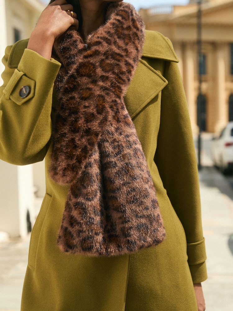 Love & Roses Leopard Print Faux Fur Scarf - Image 2 of 6