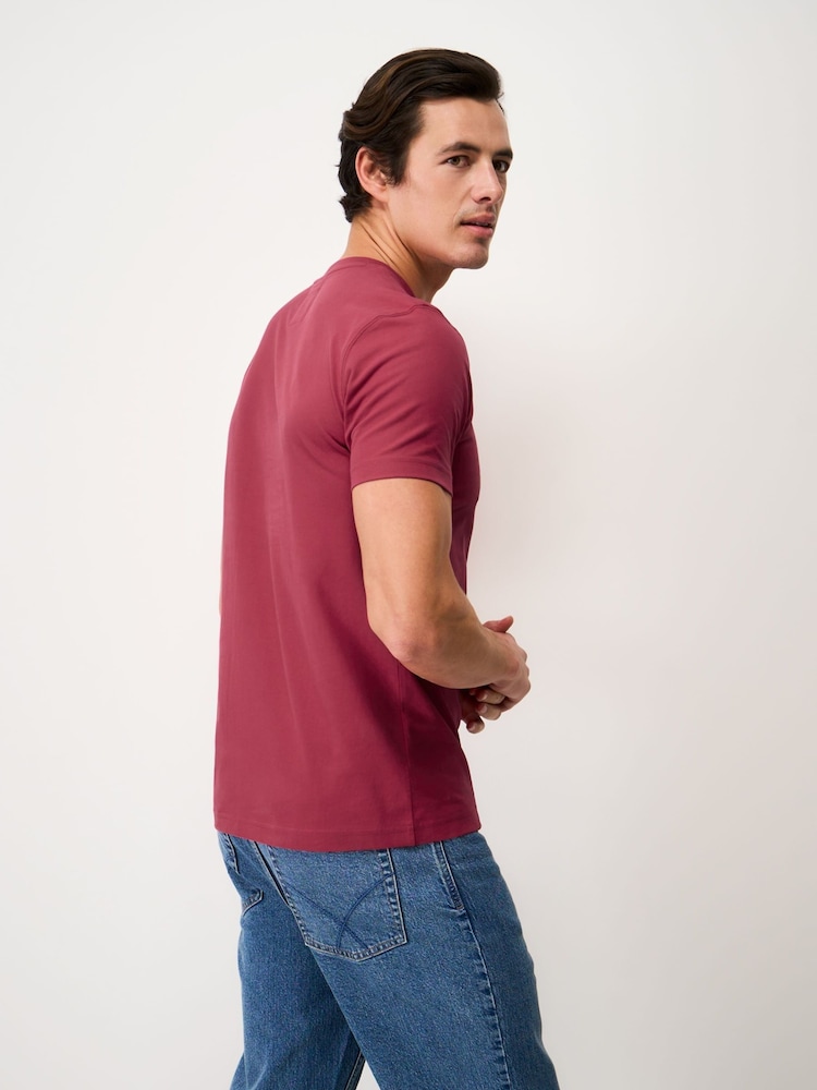 أحمر - تيشرت كلاسيكي بحافة رقبة مستديرة من Crew Clothing Company - صورة 2 من 5