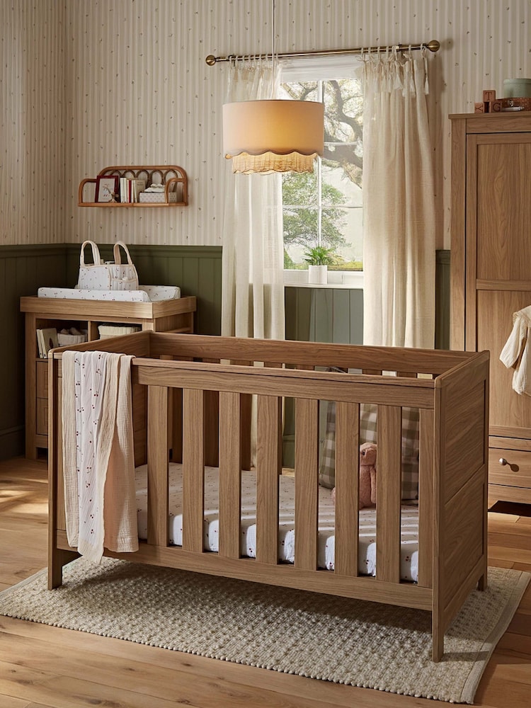 Cuddleco Oak Burford Nursery Furniture Set 2 Piece - Image 1 of 8