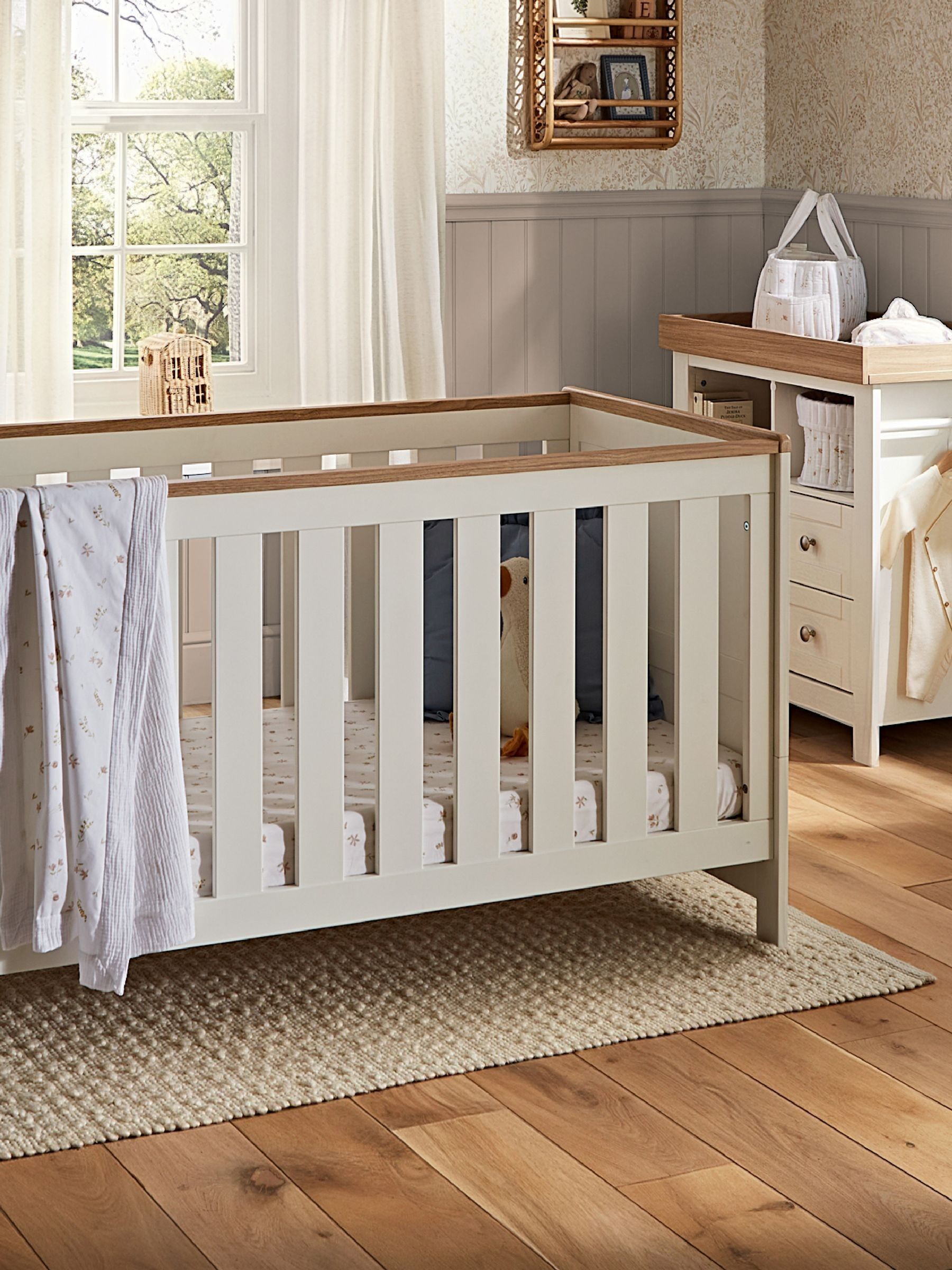 CuddleCo - Burford Cot Bed - Oak - White - Image 3