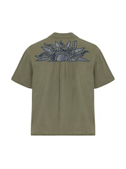 Chelsea Peers Green Linen Blend Embroidered Back Short Sleeve Shirt - Image 6 of 6