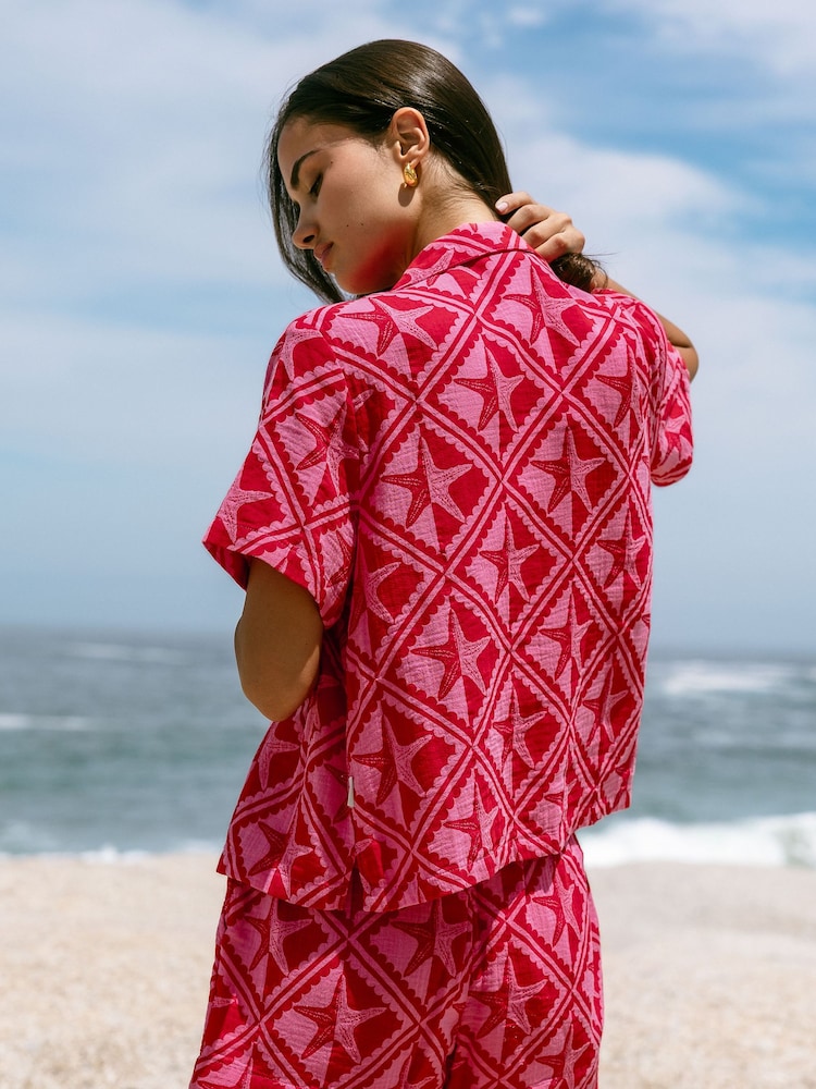 Chelsea Peers Pink Cheesecloth Starfish Print Short Sleeve Shirt - Image 2 of 5