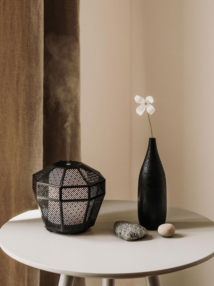 Made by Zen Black Luminarie Dusk Aroma Diffuser - Image 2 of 4