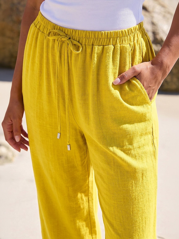 Gelb - Roman – Cropped-Hose aus Leinen - Bild 5 von 5 Gelb - Roman – Cropped-Hose aus Leinen - Bild 5 von 5