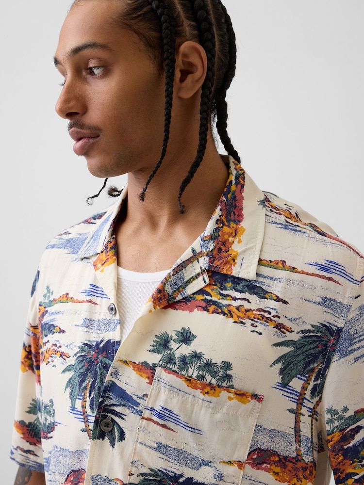 Gap Cream Palm Relaxed Collar Short Sleeve Shirt - Image 4 of 4