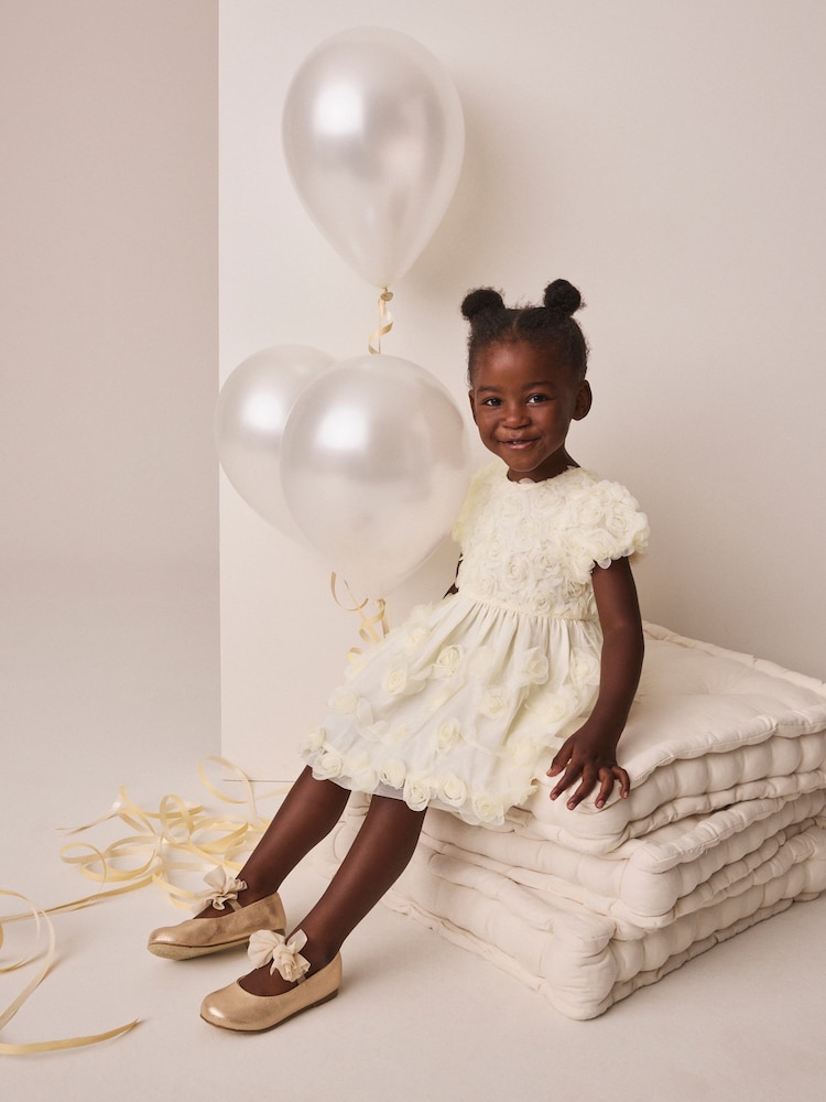 象牙白 - 3D Flower Occasion Dress (3mths-8yrs) - 圖片 1，共 8