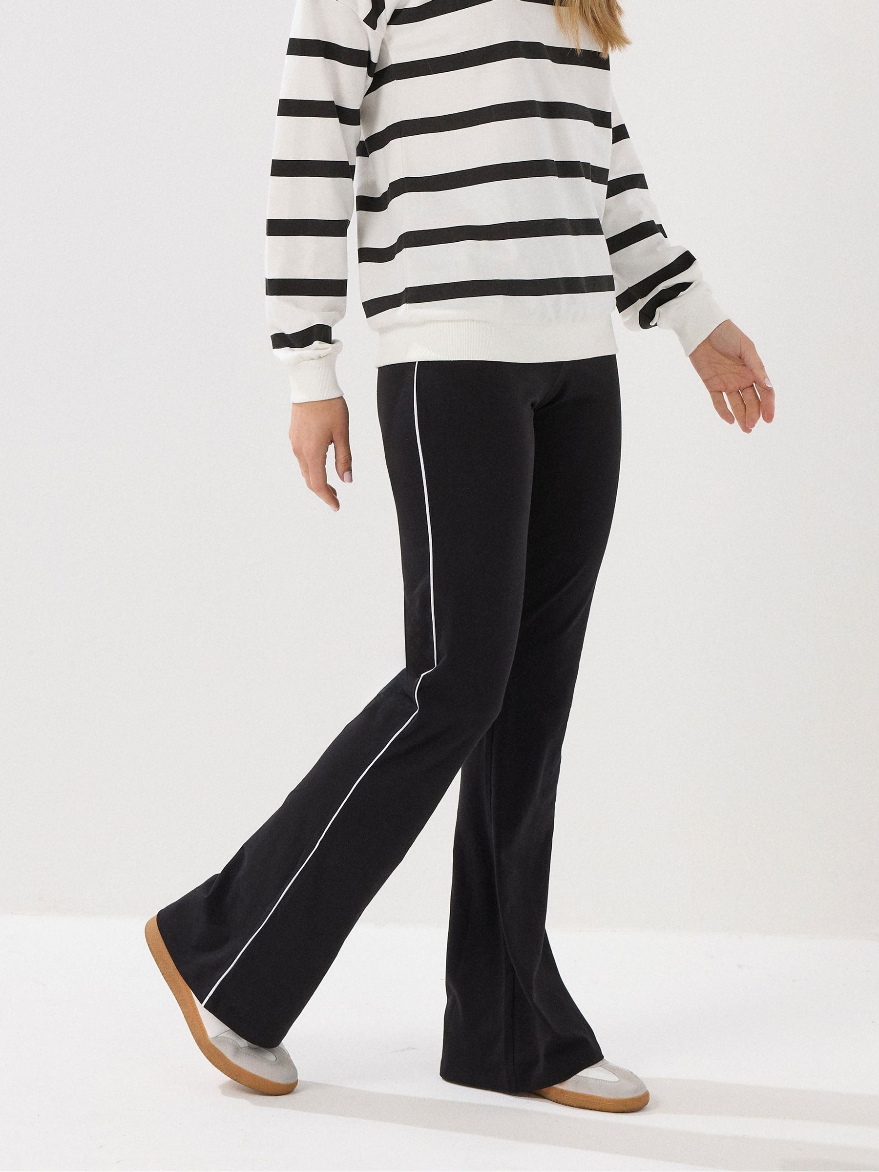 Lts Women's Black Tall Striped Kick Flare Leggings Size 24 - Image 2