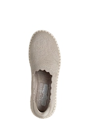 Skechers Cream Wilshire Boulevard Shoes - Image 4 of 5