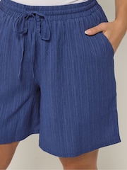 Yours Curve Blue Textured Woven Shorts - Image 4 of 5