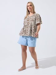 Yours Curve Brown Limited Zebra V-Neck Peplum Top - Image 3 of 5