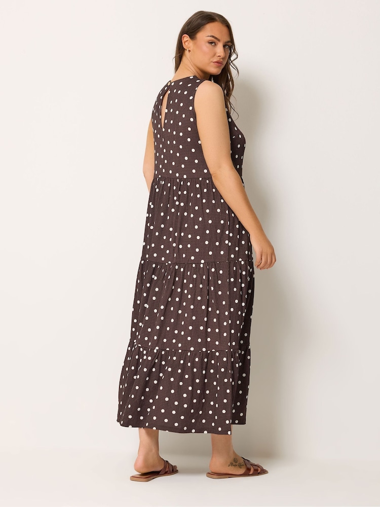 3 dots maxi dress Our fave polka dot dress dropped in 3 pretty colors! style it with sneakers or sandals! A new favorite for summer!