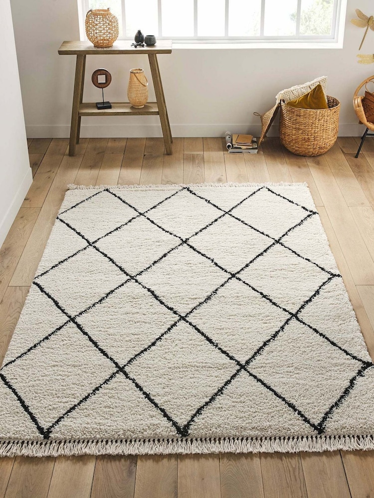 La Redoute Intérieurs White Black Jiraya Fringed Berber-Style Rug - Image 1 of 3