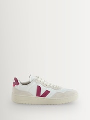 Veja White V-90 Trainers - Image 1 of 1