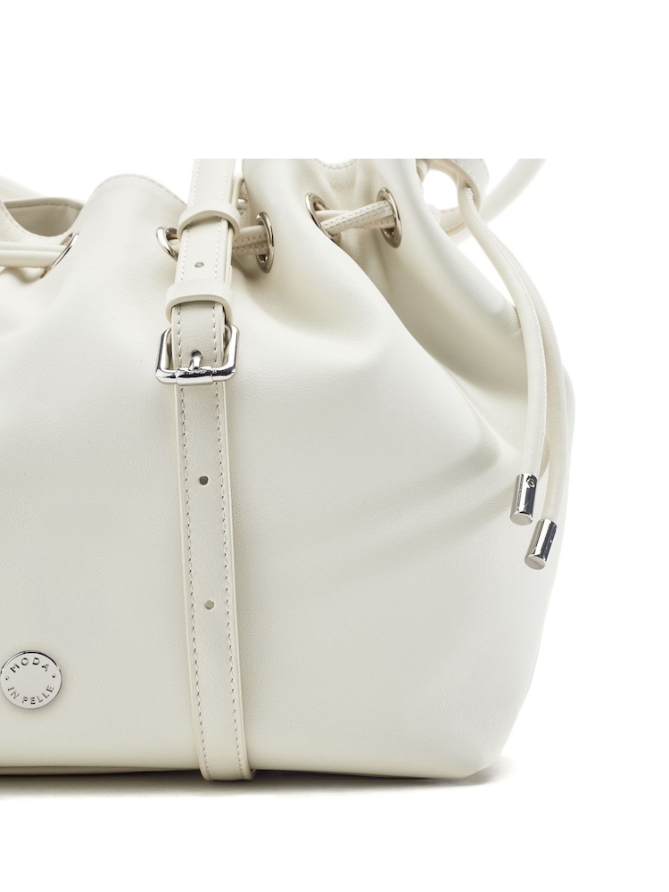 Moda in Pelle Briela Leather Ruched Eyelet Detail Knot Bag - תמונה 3 מתוך 3