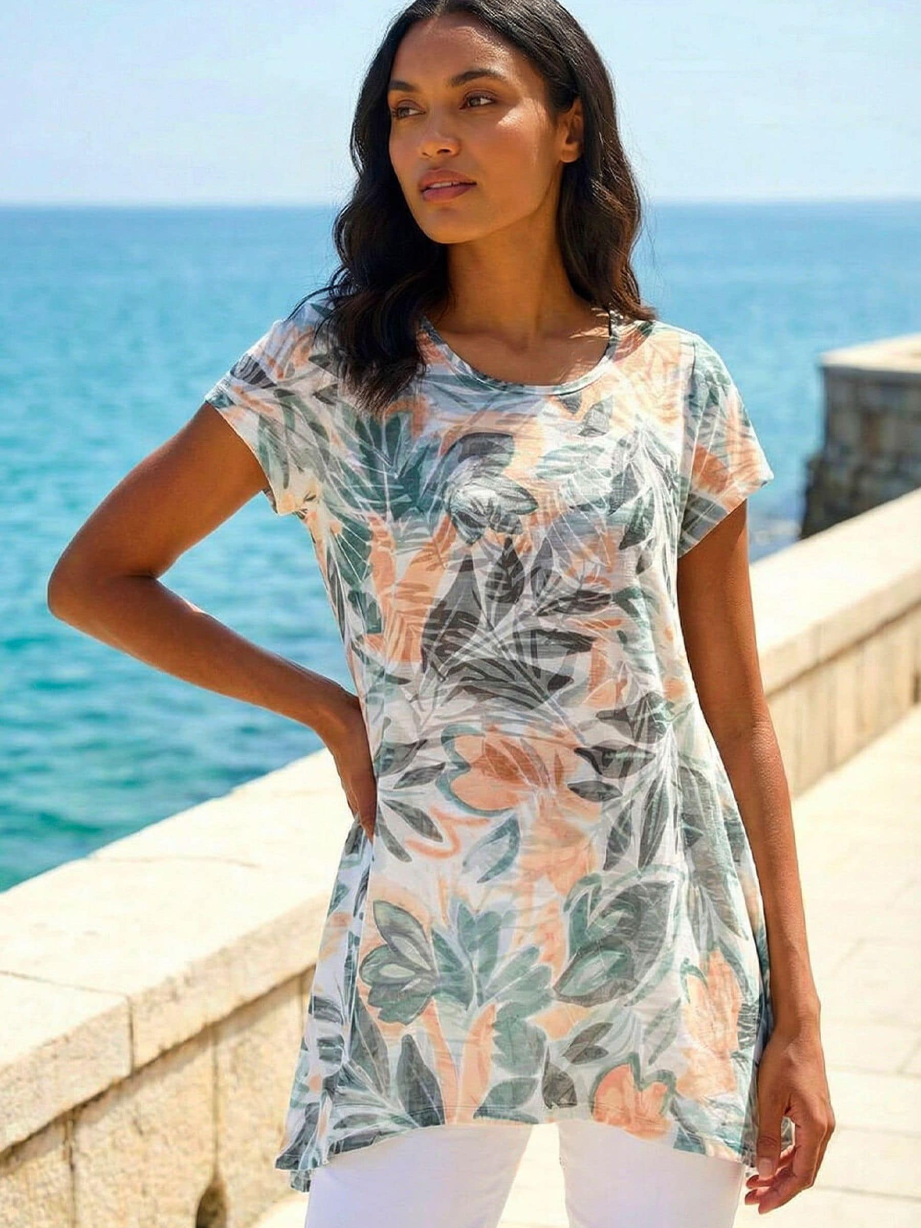 Roman Women's Green Leaf Print Hanky Hem Tunic Top