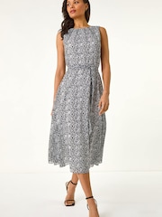 فستان متوسط الطول طبعة منقطة بطيات من Roman - Image 2 of 5