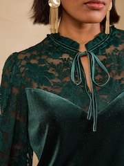 Love & Roses Green Velvet Lace Long Sleeve Blouse - Image 3 of 5